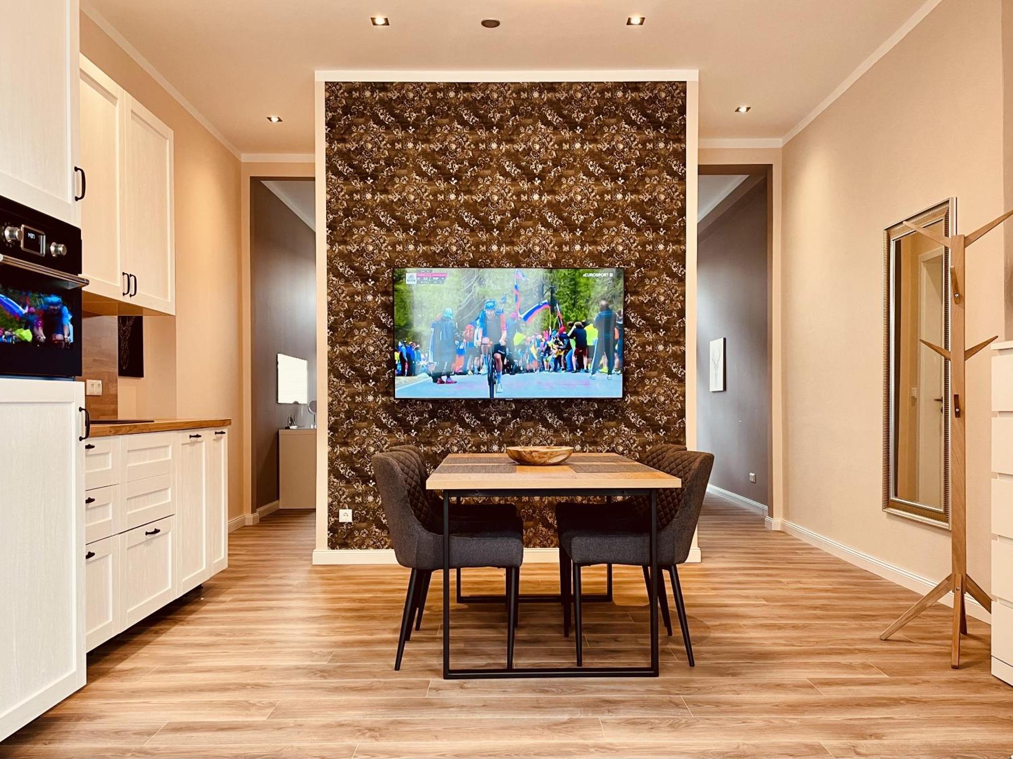 Casa Rehse I Loft-Apartment I Kostenlos Parken & Wlan I Self-Check-In I Oepnv I 65Zoll-Tv Erfurt Exterior foto